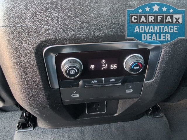 Used 2024 Chevrolet Suburban LT image 6