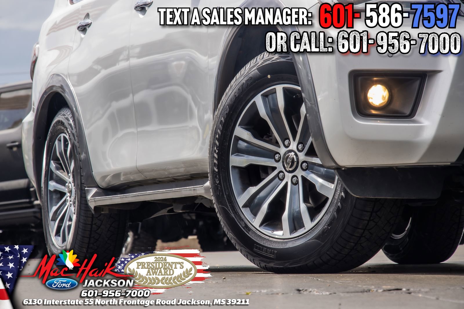 Used 2020 Nissan Armada SL w/ Premium Package image 2