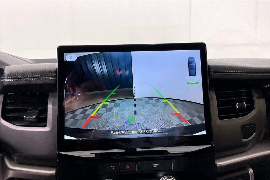 Used 2024 Ford Expedition XLT RWD image 29