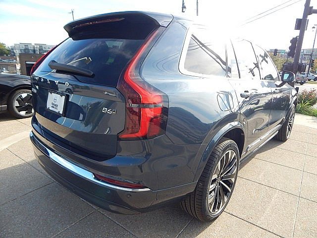 New 2026 Volvo XC90 B6 Plus w/ Protection Package image 6