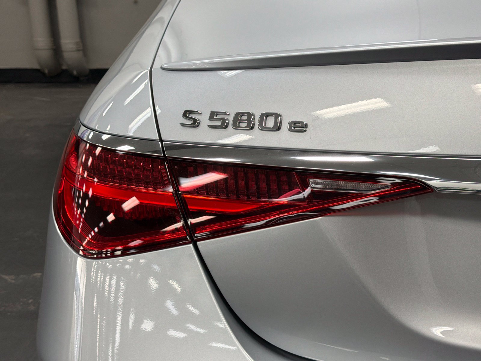 Certified 2023 Mercedes-Benz S 580e 4MATIC Sedan image 14