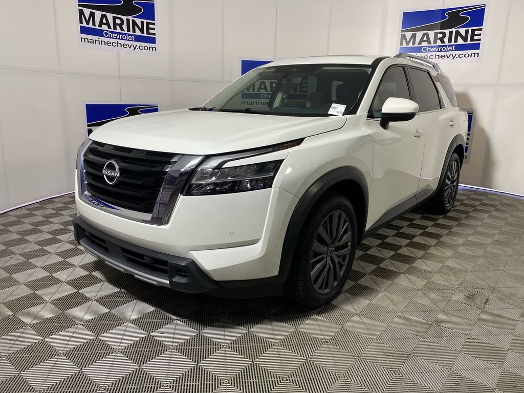 Used 2024 Nissan Pathfinder SL w/ SL Premium Package AWD/4WD image 11