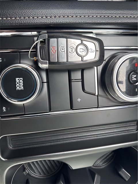 Used 2024 Ford Expedition XLT image 37