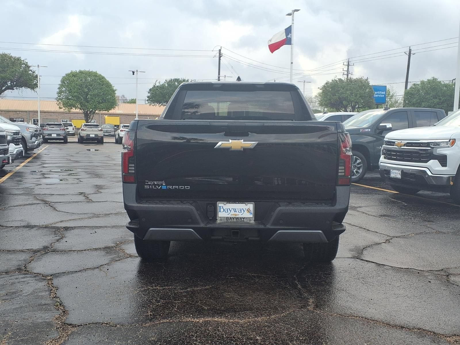 New 2026 Chevrolet Silverado EV LT w/ LPO, Dark Package Plus AWD/4WD image 16