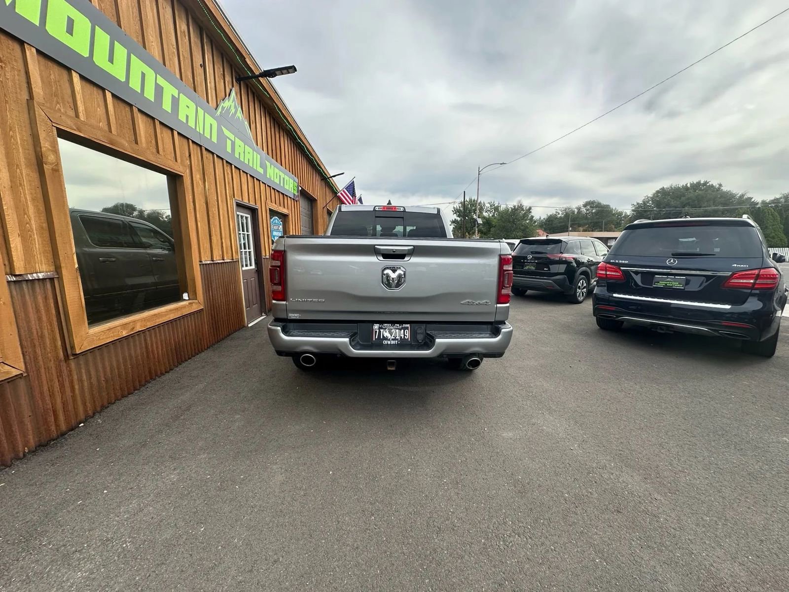 Used 2022 RAM 1500 Limited w/ Body Color Bumper Group image 5