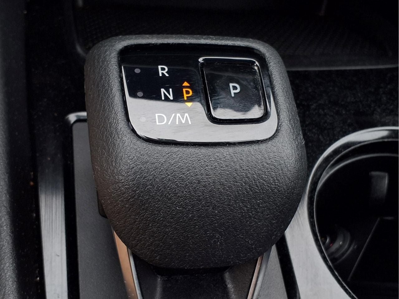 Used 2023 Nissan Rogue SV AWD/4WD image 18
