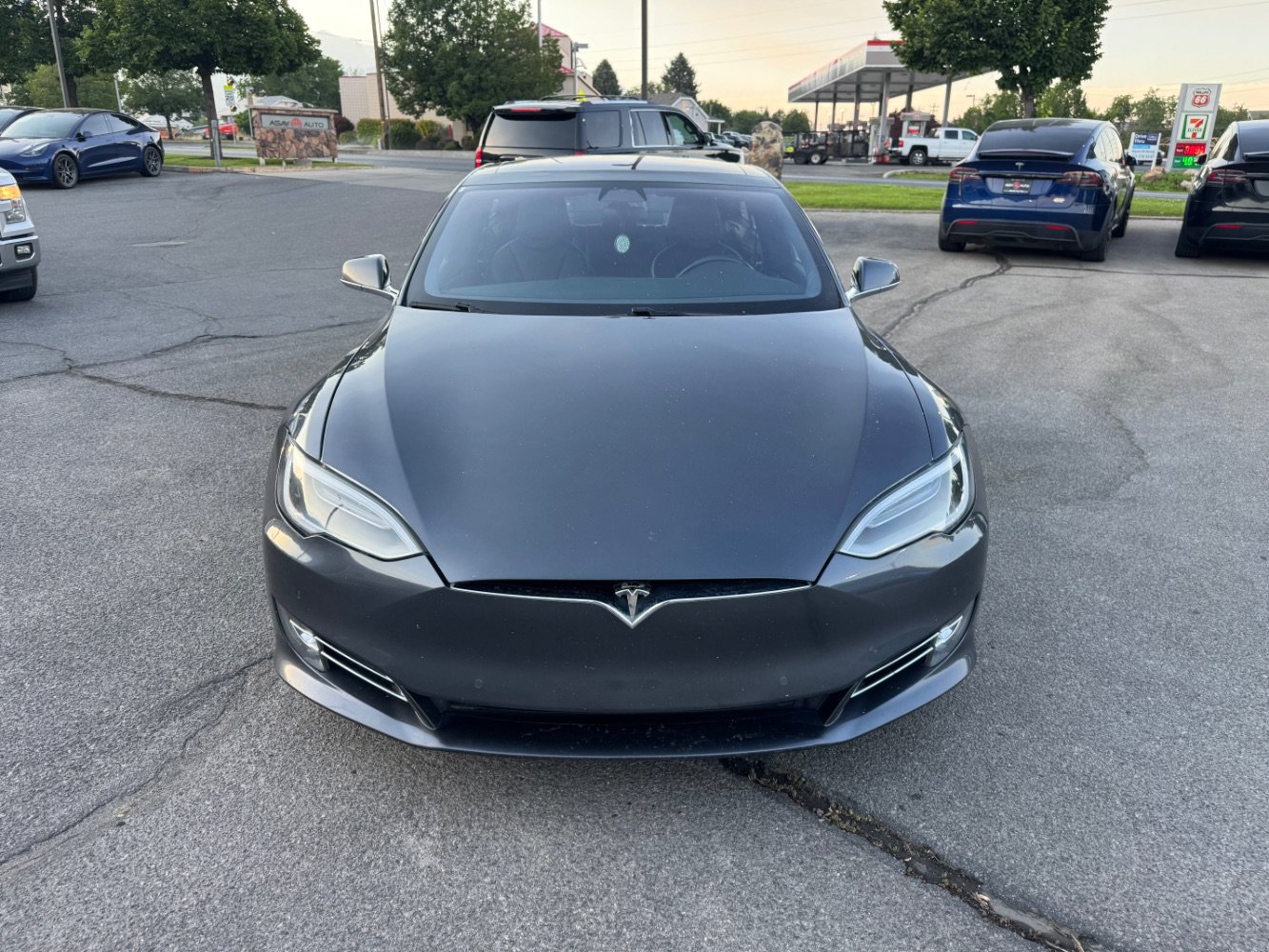 Used 2018 Tesla Model S 100D AWD/4WD image 8