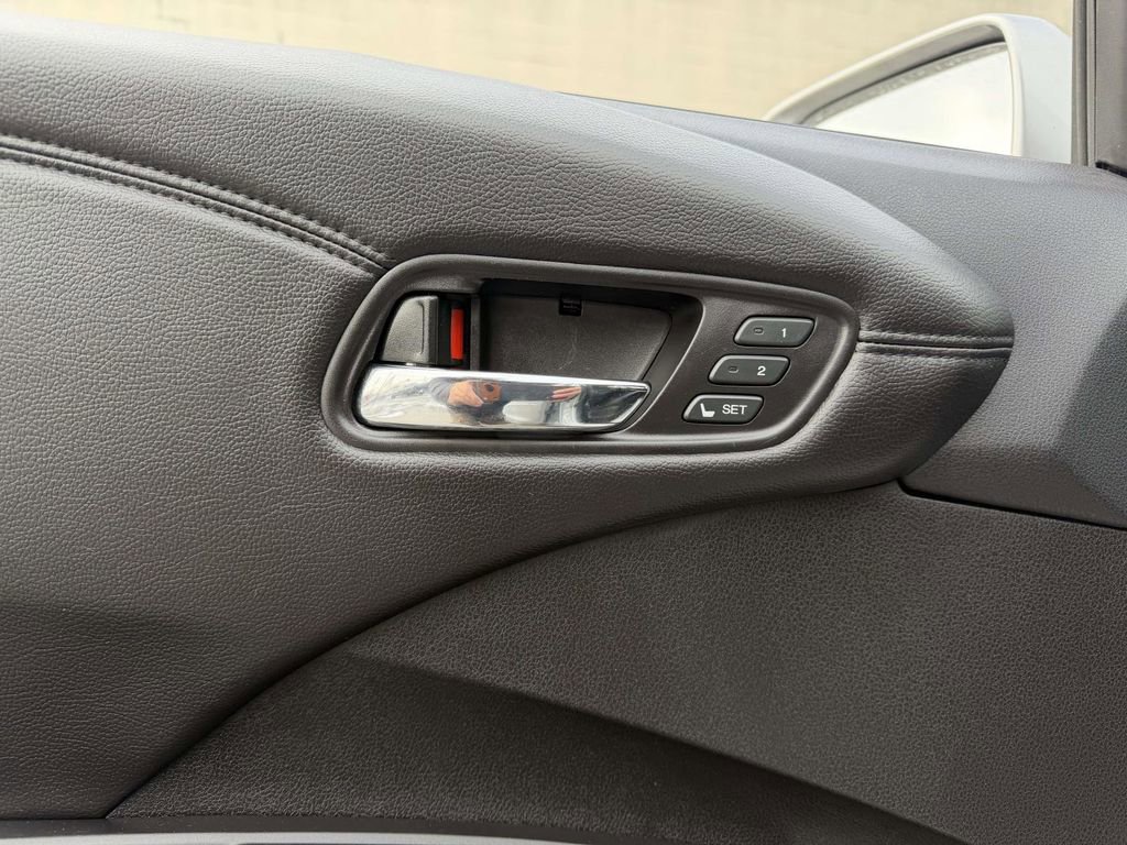 Used 2015 Acura RDX Technology Package image 31