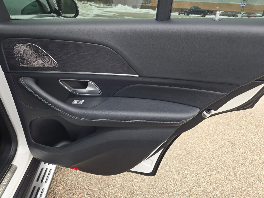 Used 2022 Mercedes-Benz GLE 350 4MATIC image 9