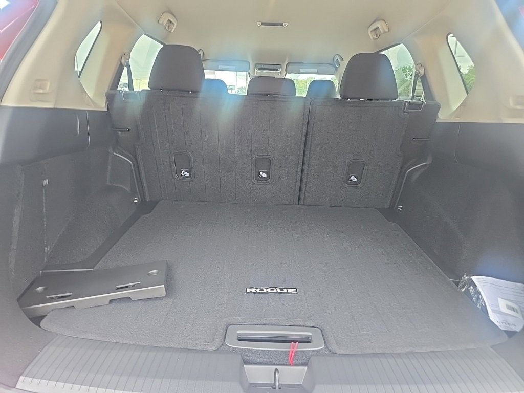 New 2026 Nissan Rogue SV image 34