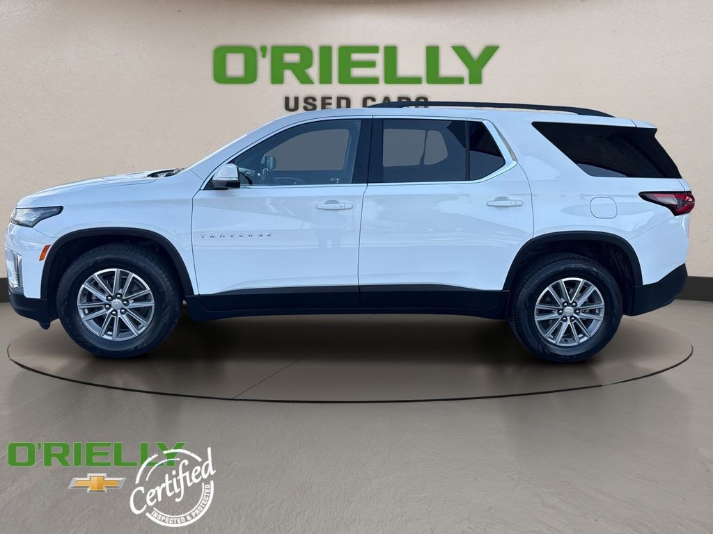 Used 2023 Chevrolet Traverse LT AWD/4WD image 3