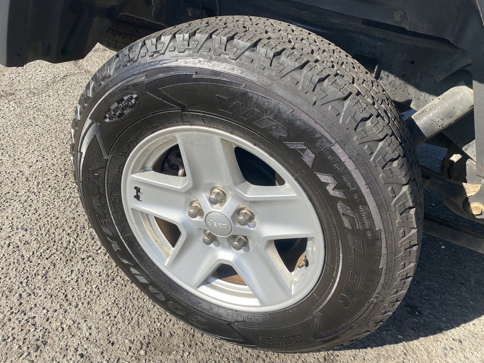 Used 2020 Jeep Gladiator Sport w/ Quick Order Package 24S image 25