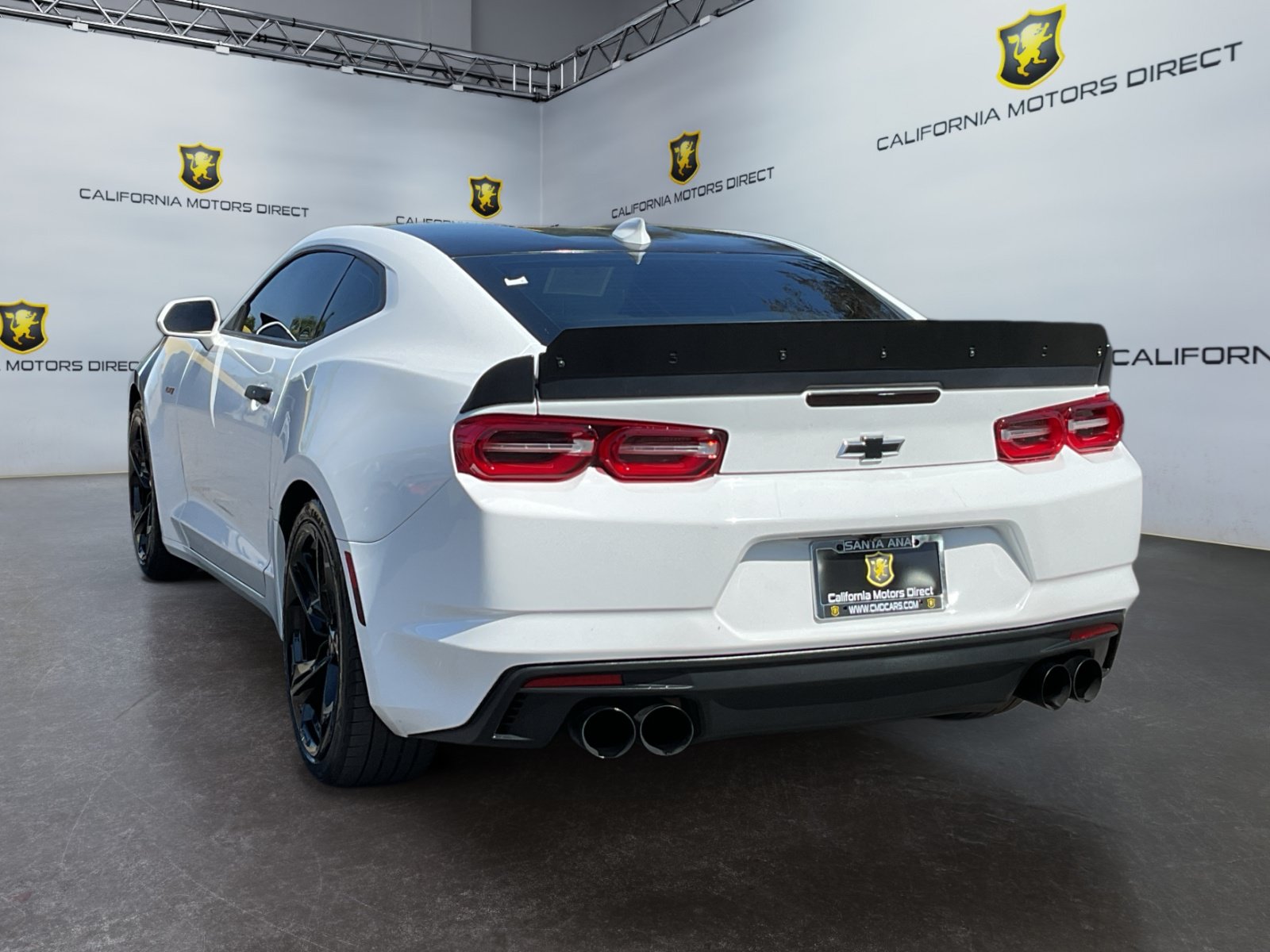Used 2020 Chevrolet Camaro LT RWD image 7