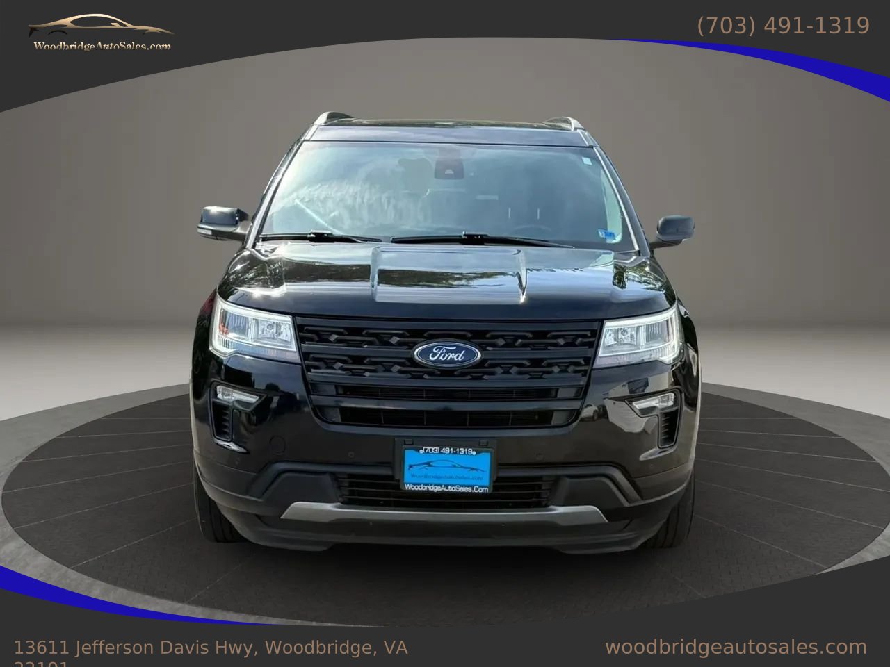 Used 2018 Ford Explorer XLT w/ Equipment Group 202A AWD/4WD image 2