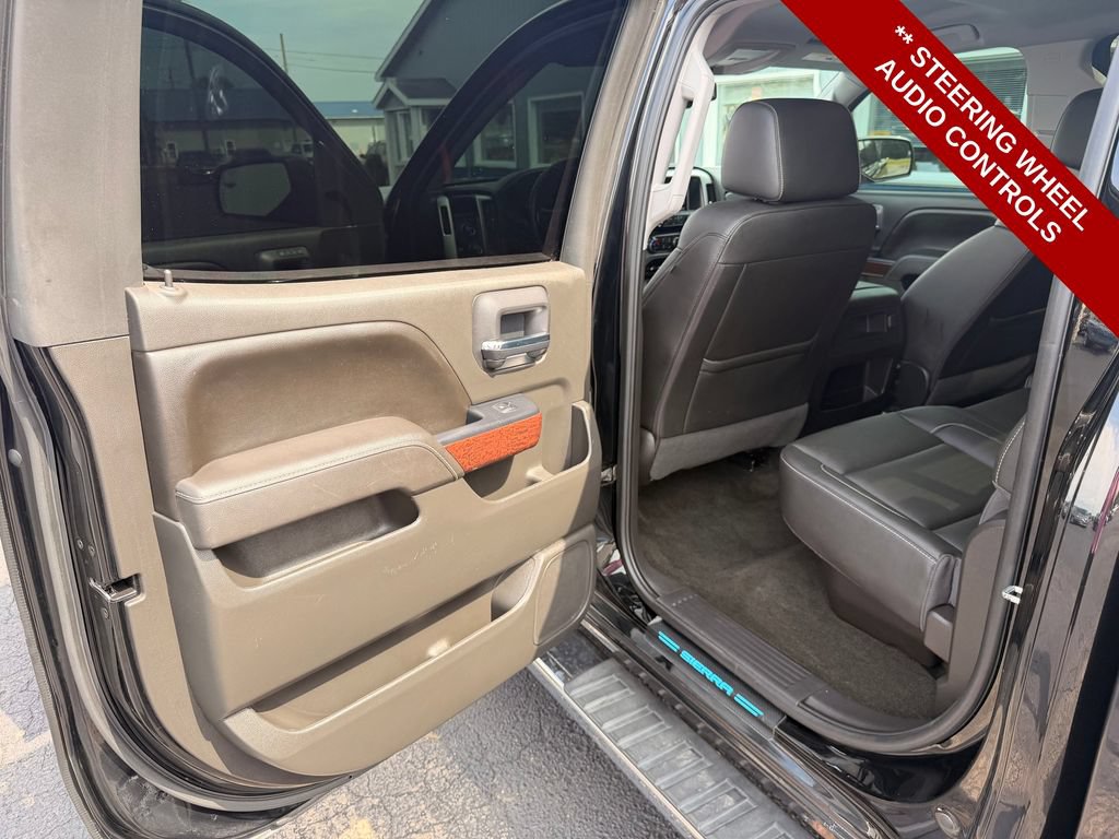 Used 2017 GMC Sierra 1500 SLT w/ SLT Premium Package AWD/4WD image 17