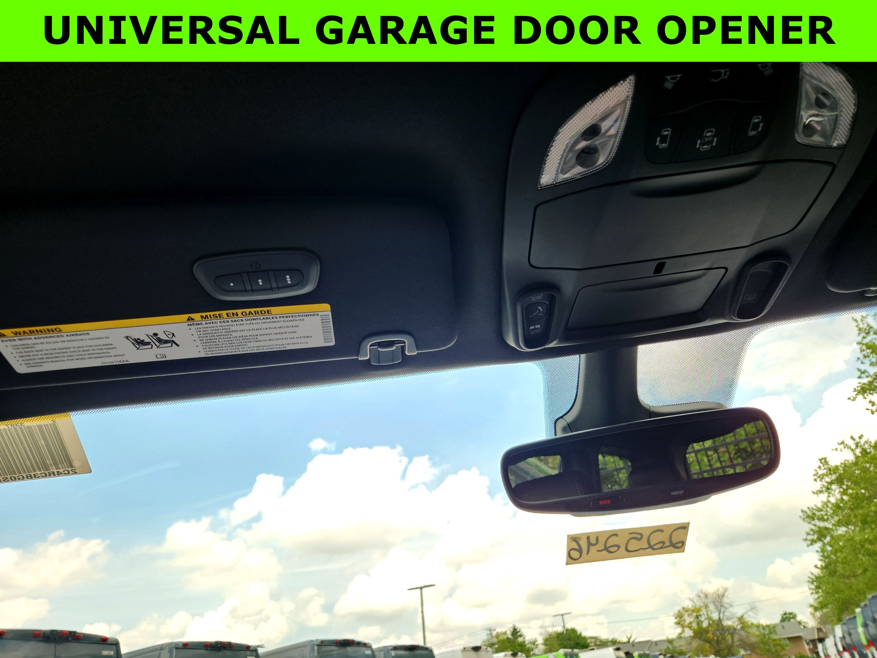 New 2025 Chrysler Pacifica Select w/ Uconnect Theater Family Group image 33