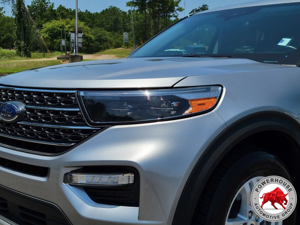 Certified 2023 Ford Explorer XLT w/ Equipment Group 202A AWD/4WD image 10