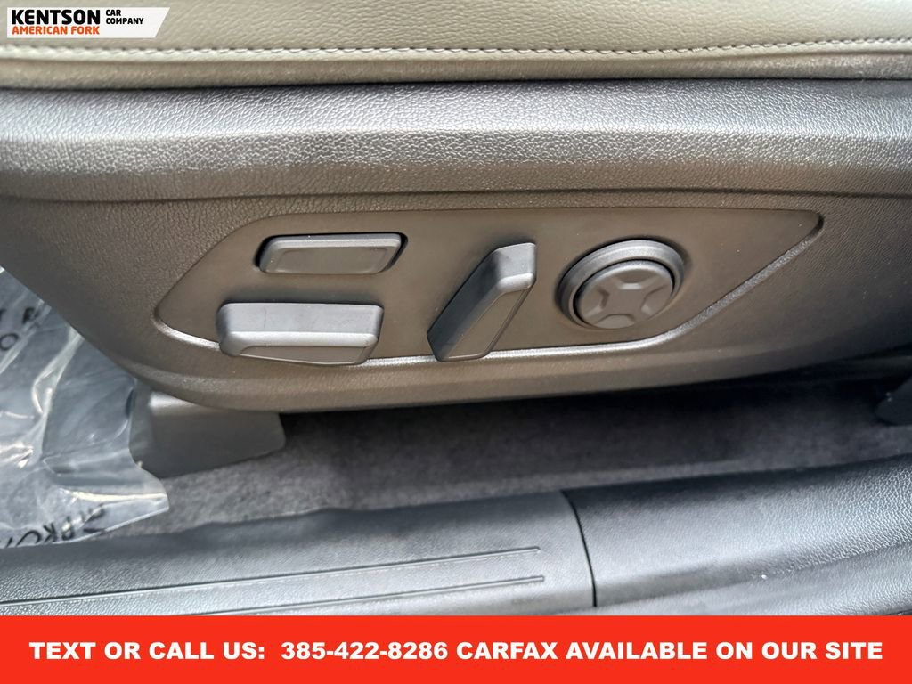 Used 2025 Kia Sorento SX Prestige w/ Sage Leather Package image 37