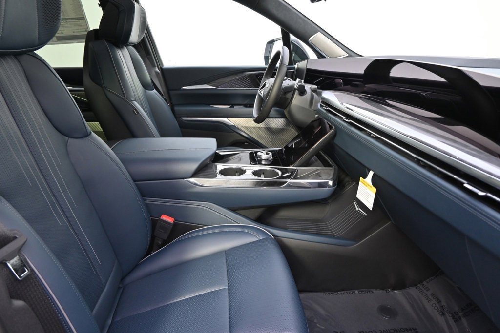 New 2025 Cadillac Escalade IQ Luxury 2 image 16