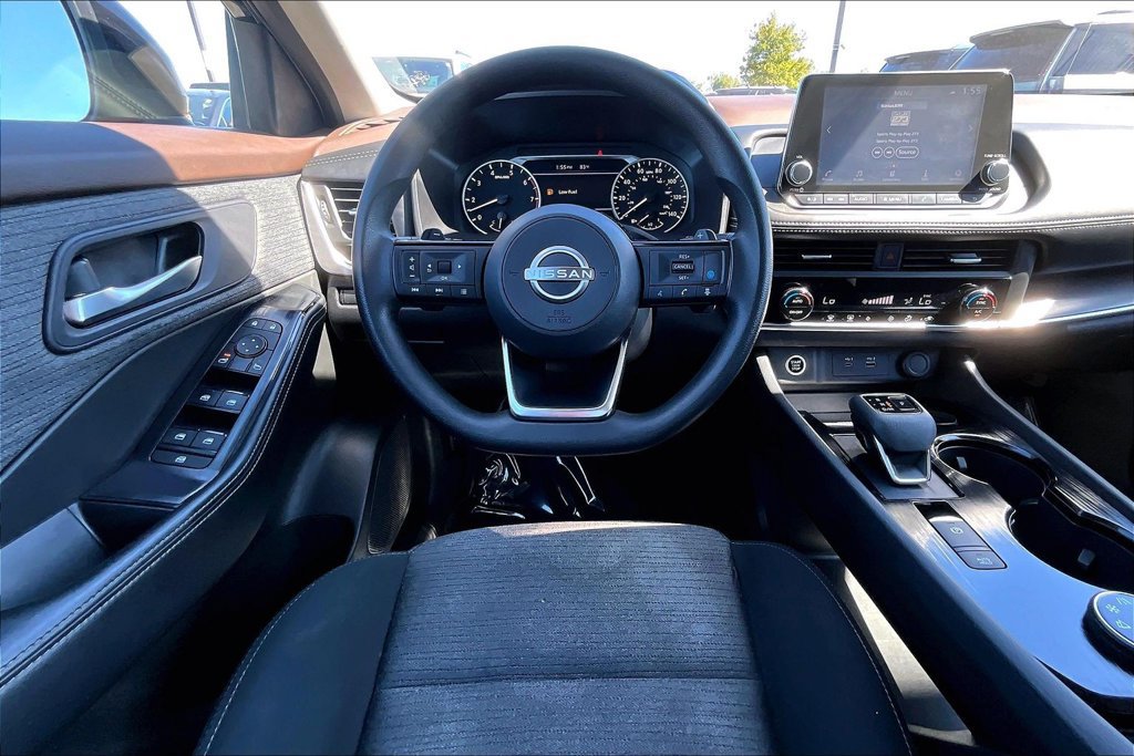 Used 2023 Nissan Rogue SV AWD/4WD image 10