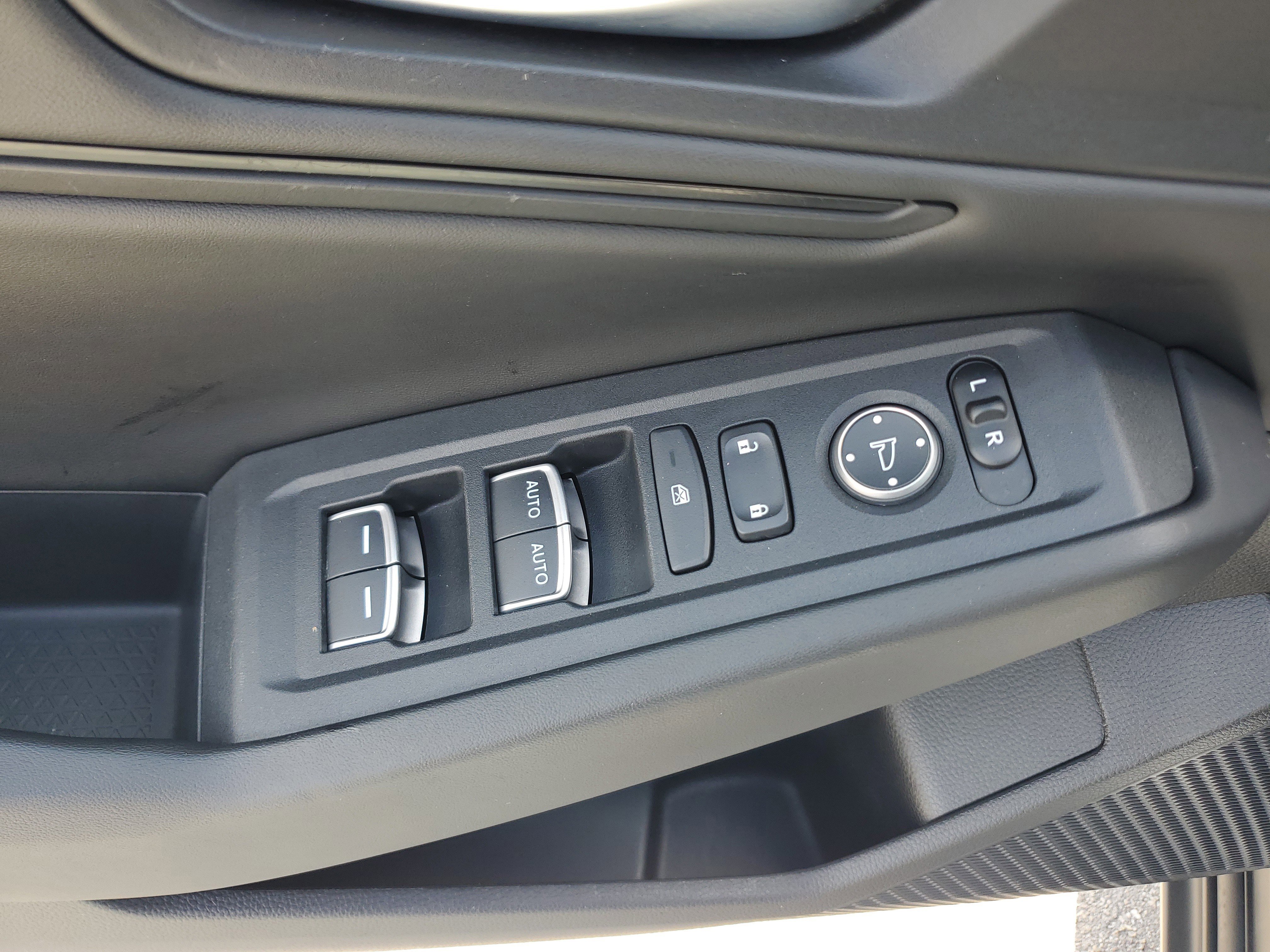 Used 2024 Honda Accord EX image 27