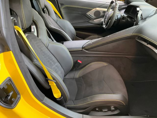 Used 2025 Chevrolet Corvette Z06 RWD image 22