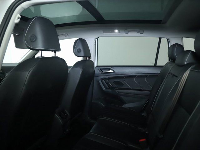 Used 2024 Volkswagen Tiguan SE FWD image 15
