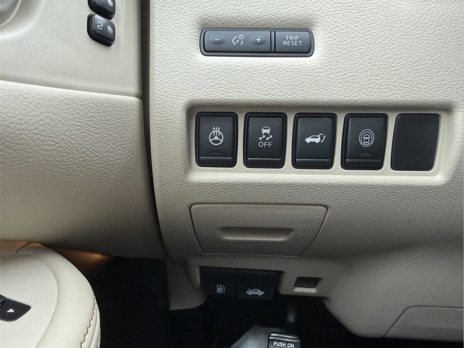 Used 2023 Nissan Murano Platinum w/ Cargo Package AWD/4WD image 16
