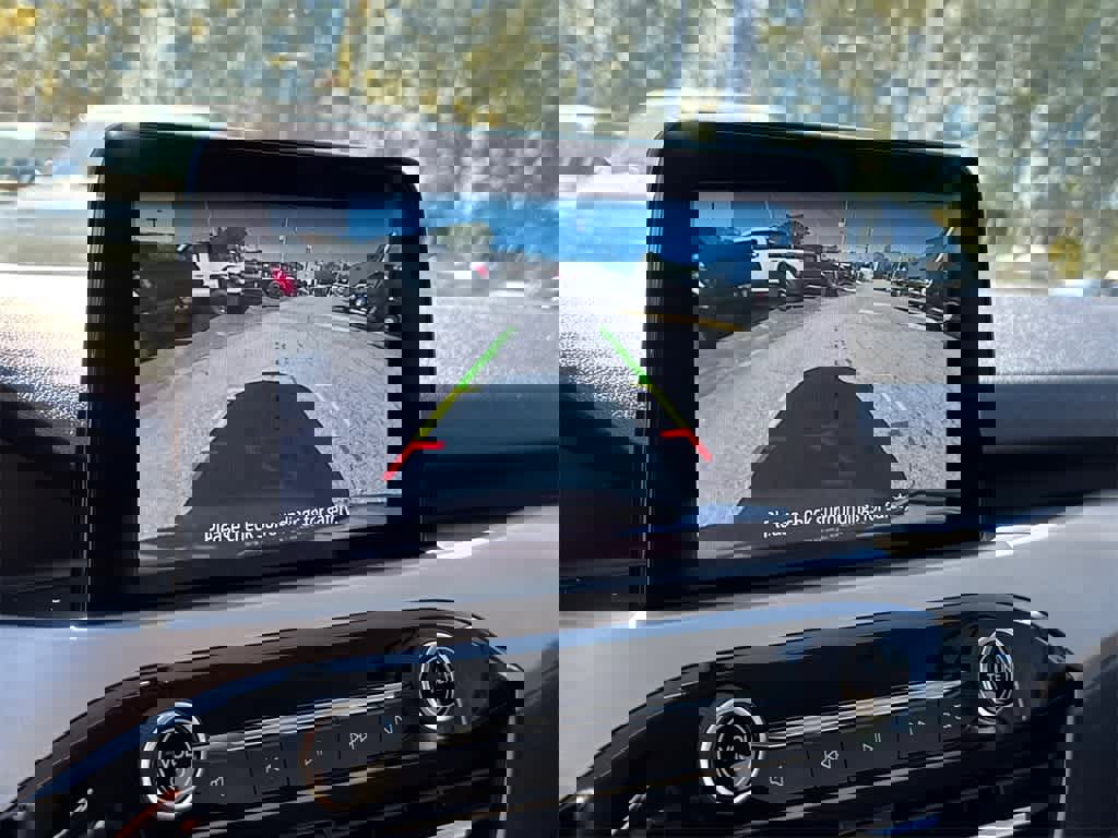 Certified 2021 Ford Escape SE w/ SE Sport Appearance Package image 27