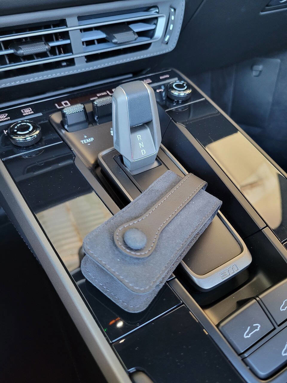 Used 2025 Porsche 911 Turbo S image 51