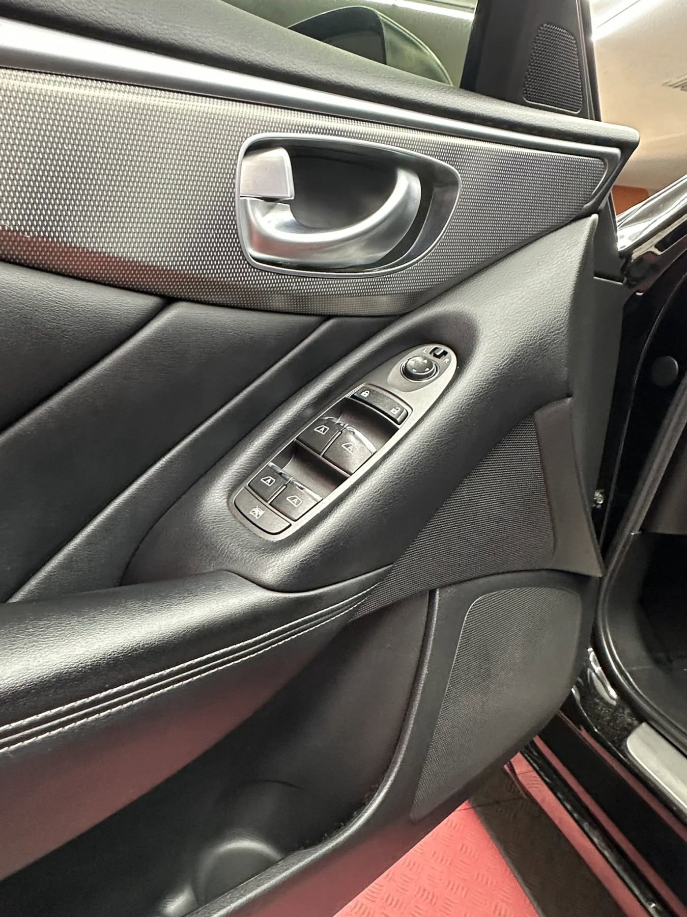 Used 2015 INFINITI Q50 Premium w/ Navigation Package RWD image 10