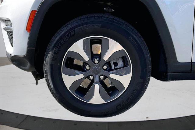 Certified 2022 Jeep Grand Cherokee Limited 4xe AWD/4WD image 35