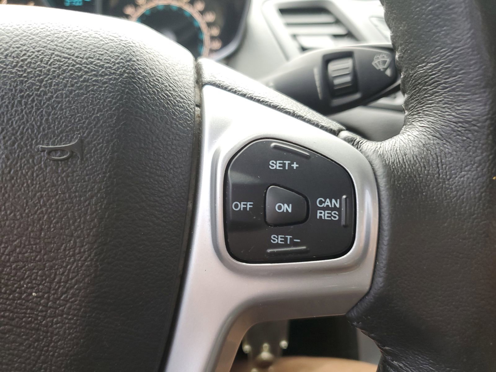 Used 2015 Ford Fiesta SE FWD image 21