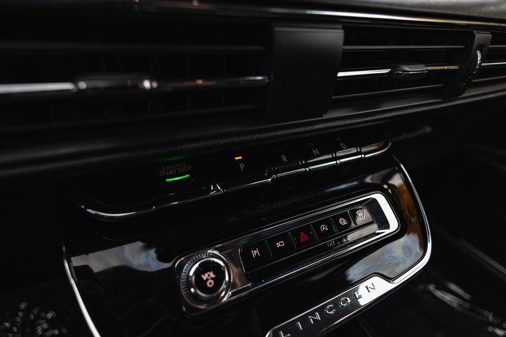 Used 2024 Lincoln Corsair Reserve w/ Equipment Group 201A image 6