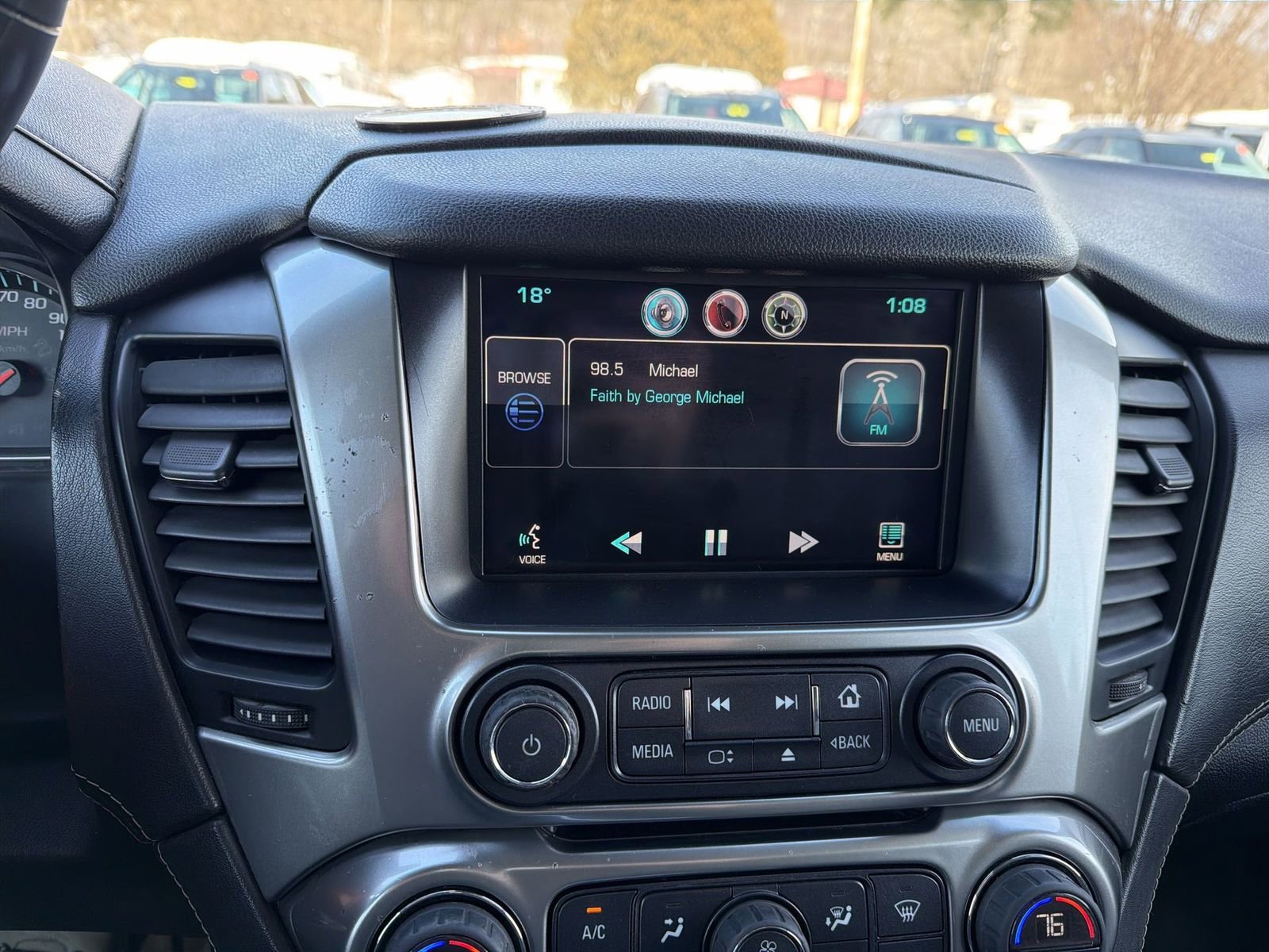 Used 2015 Chevrolet Suburban LT AWD/4WD image 13