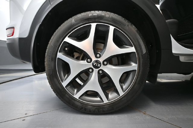 Used 2019 Kia Sportage SX AWD/4WD image 11