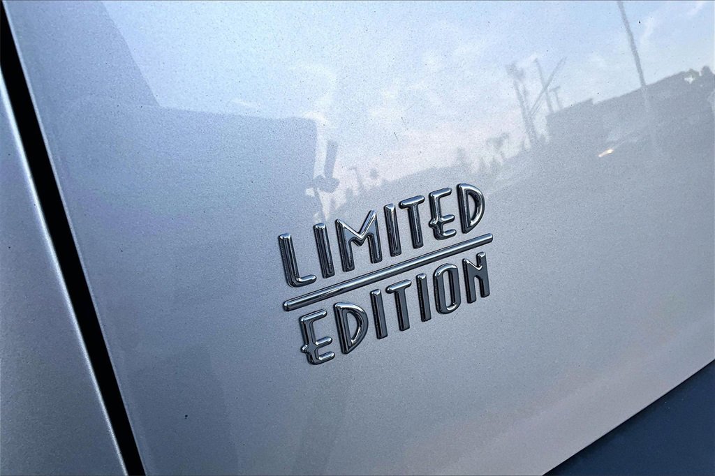 Used 2002 Chrysler PT Cruiser Limited image 23