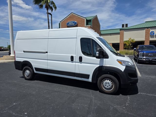 Used 2025 RAM ProMaster 2500 w/ Convenience Group image 2