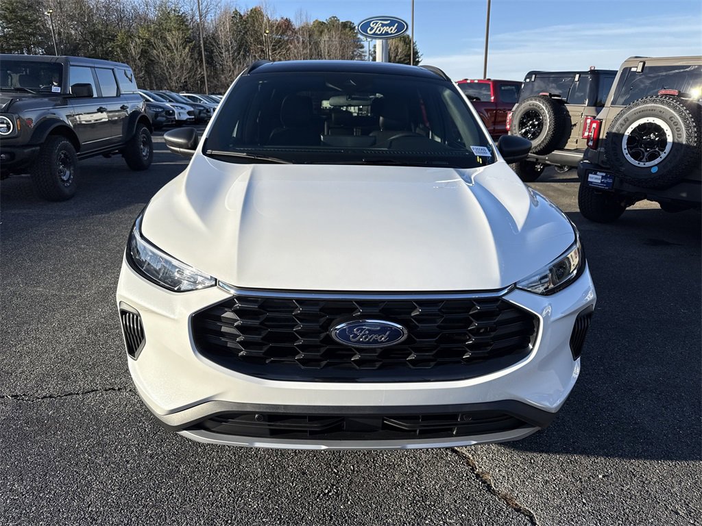 New 2026 Ford Escape ST-Line w/ Tech Pack #1 image 2