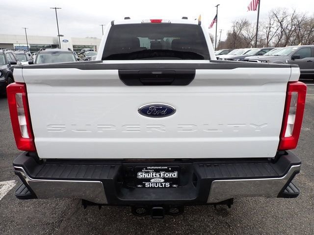 Certified 2025 Ford F250 XLT image 6