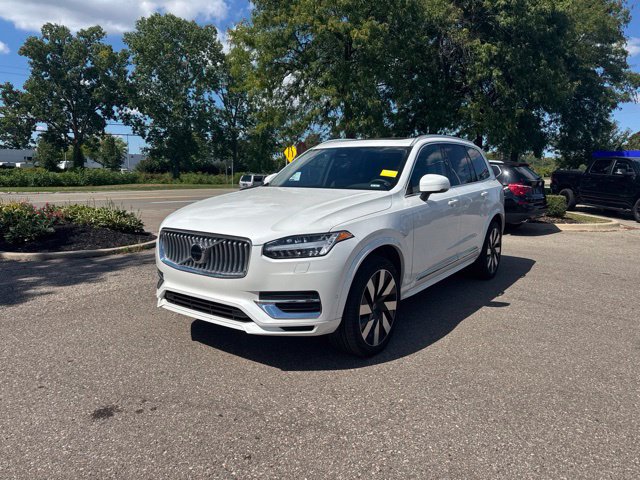 Used 2025 Volvo XC90 T8 Plus w/ Protection Package Premier
