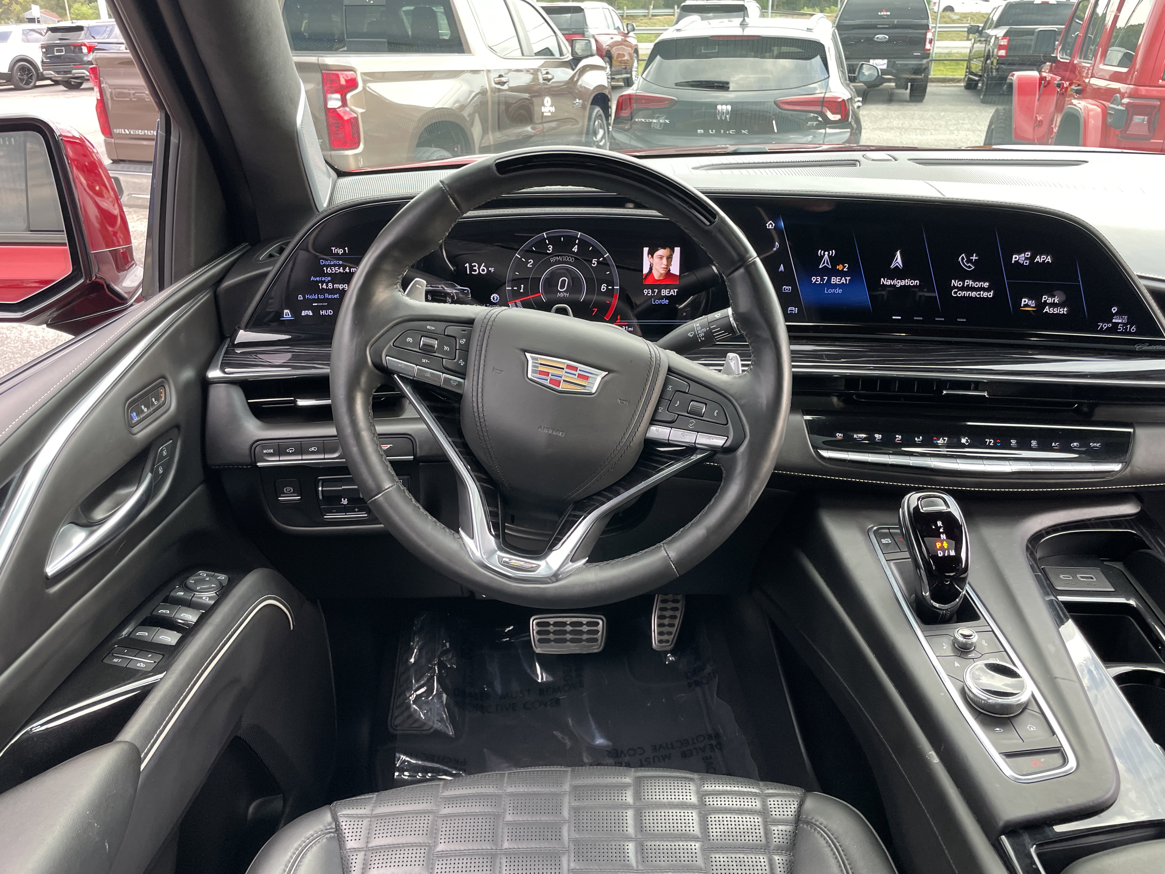 Used 2023 Cadillac Escalade V image 33