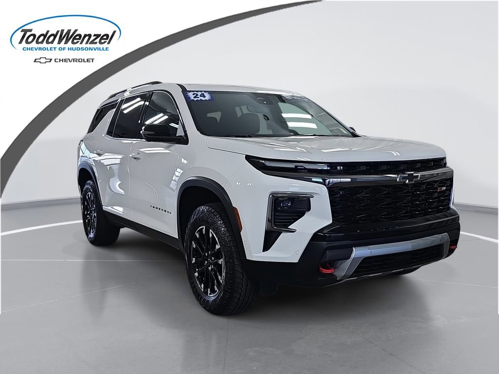 Used 2024 Chevrolet Traverse Z71 w/ Enhanced Driving Package image 1