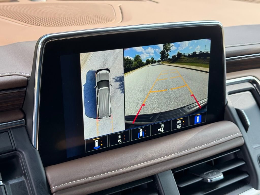 Used 2024 Chevrolet Suburban High Country image 46