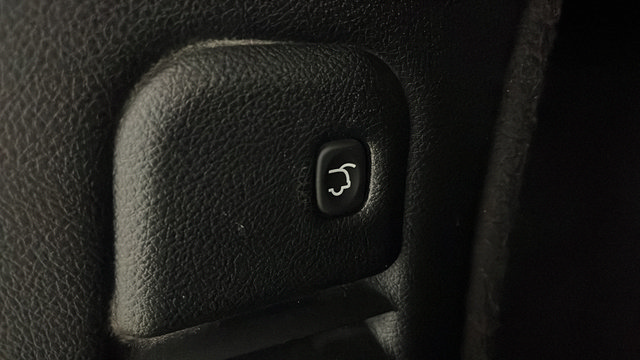 Used 2018 Dodge Durango R/T AWD/4WD image 31