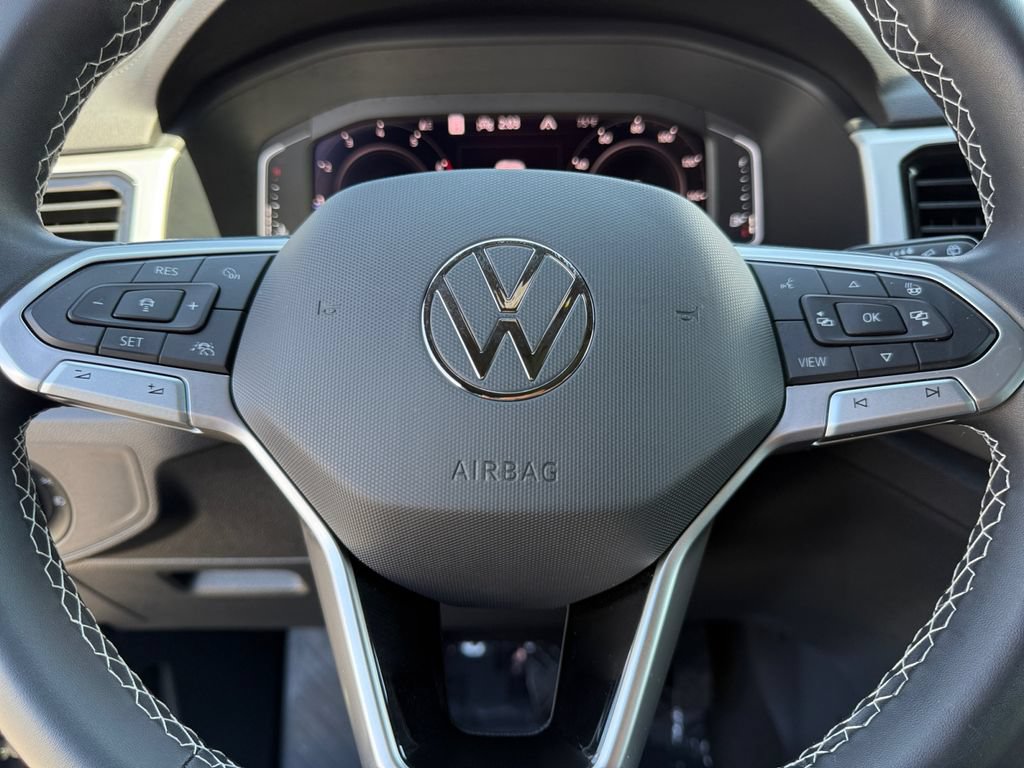 Used 2023 Volkswagen Atlas Cross Sport SEL AWD/4WD image 21