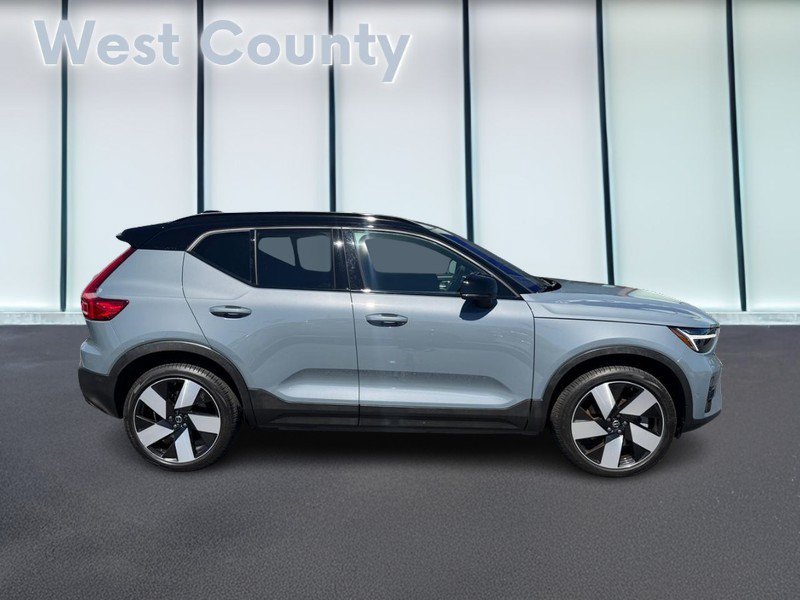 Certified 2023 Volvo XC40 Recharge Ultimate w/ Protection Package Premier AWD/4WD video 2