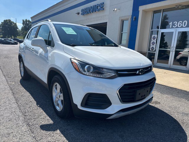 Used 2020 Chevrolet Trax LT w/ Driver Confidence Package FWD image 14