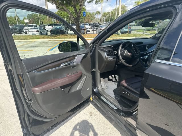 Used 2023 Cadillac XT6 Premium Luxury FWD image 22