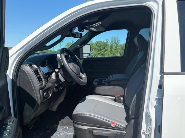 New 2026 RAM 3500 Tradesman AWD/4WD image 14